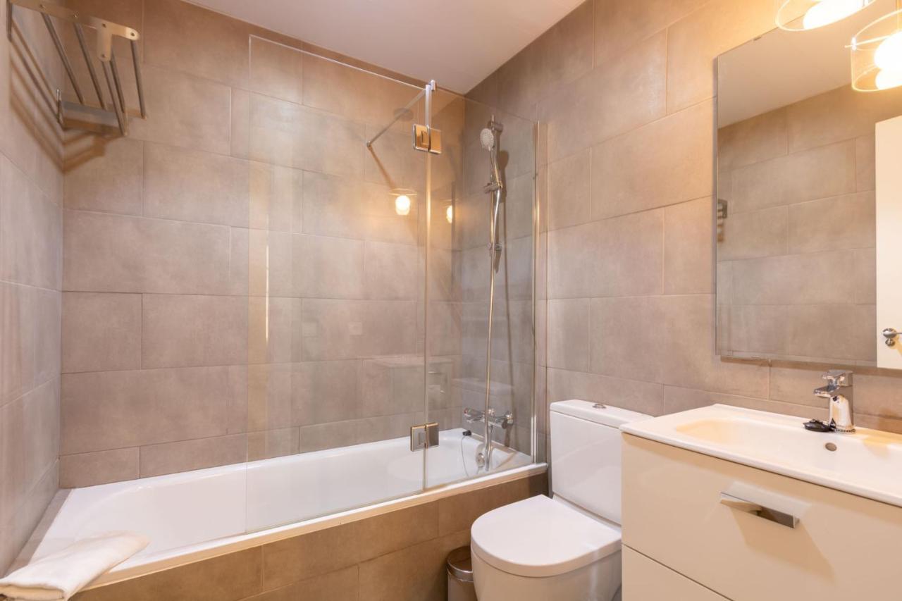 Angeles Santa Cruz Deluxe By Valcambre Apartment Seville Exterior photo